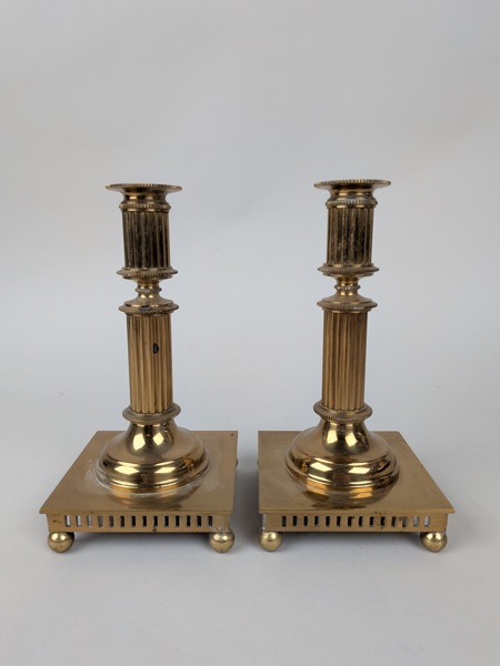 Ljusstakar, par mässing, Gustaviansk-stil