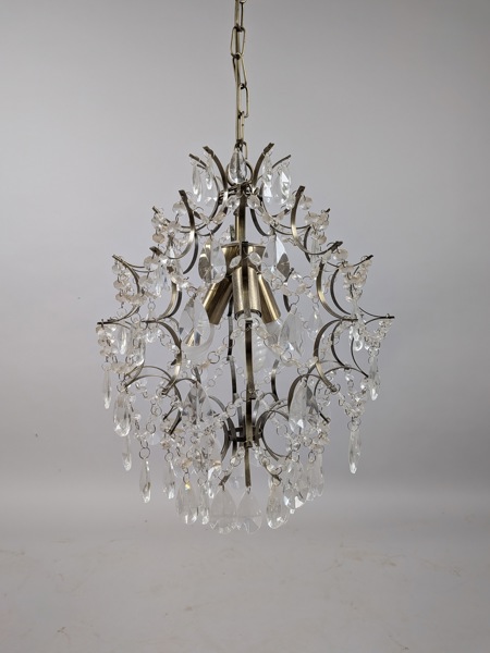 Takkrona, prismor & metall