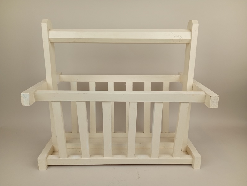 Tidningsställ, trä