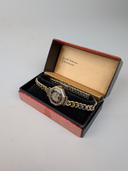 Armbandsur, Nilax 14 k Guld