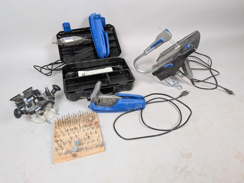 Dremel 3000 2 st & Moto-saw med tillbehör
