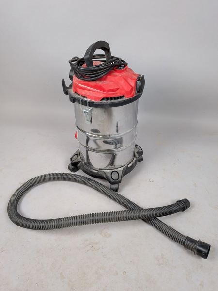 Grovdammsugare, Meec