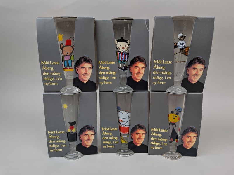 Snapsglas, "Konst på glas" Lasse Åberg, obeg