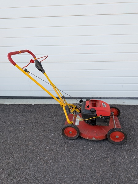 Gräsklippare, Klippo Excellent, Briggs & Stratton motor