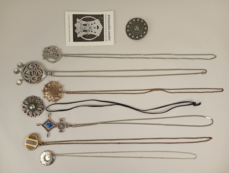 Bijoutterier bl.a. Samiskt