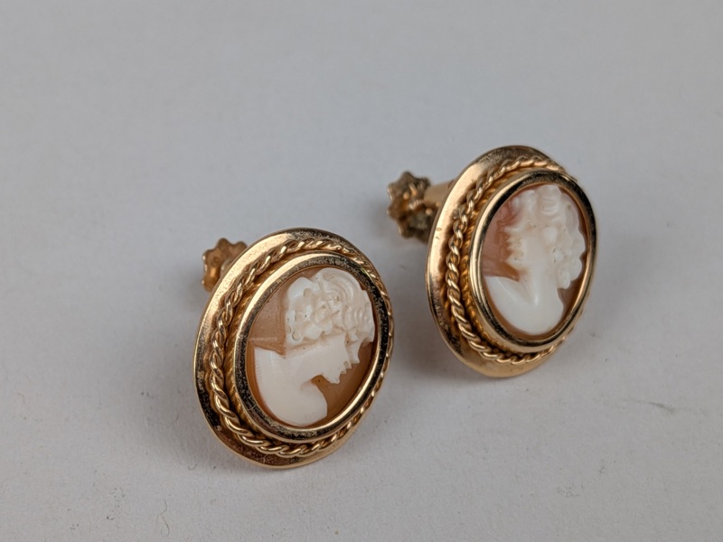 Öronhänge, 18 k Guld & Camé