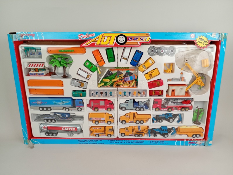 Modellbilar/Leksaks-set, Deluxe Auto play set, obegagnat