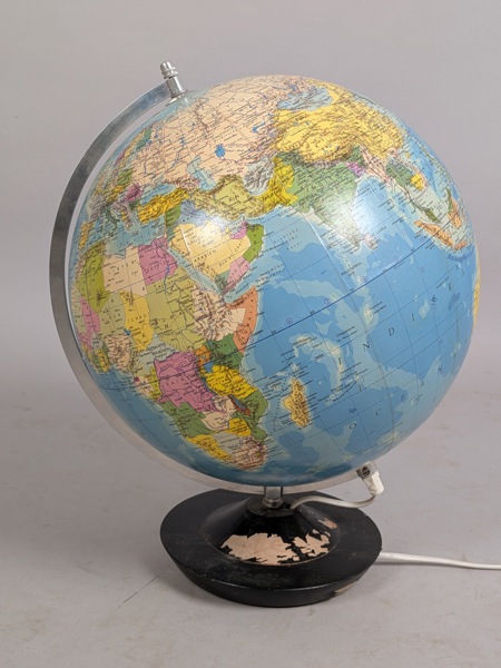 Jordglobslampa, med belysning