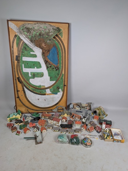 Parti Byggnader m.fl. till modelljärnväg