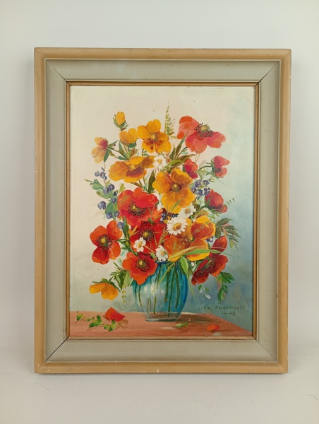 Olja på pannå, Stilleben, signerad TH. Sandholm, oidentifierad konstnär