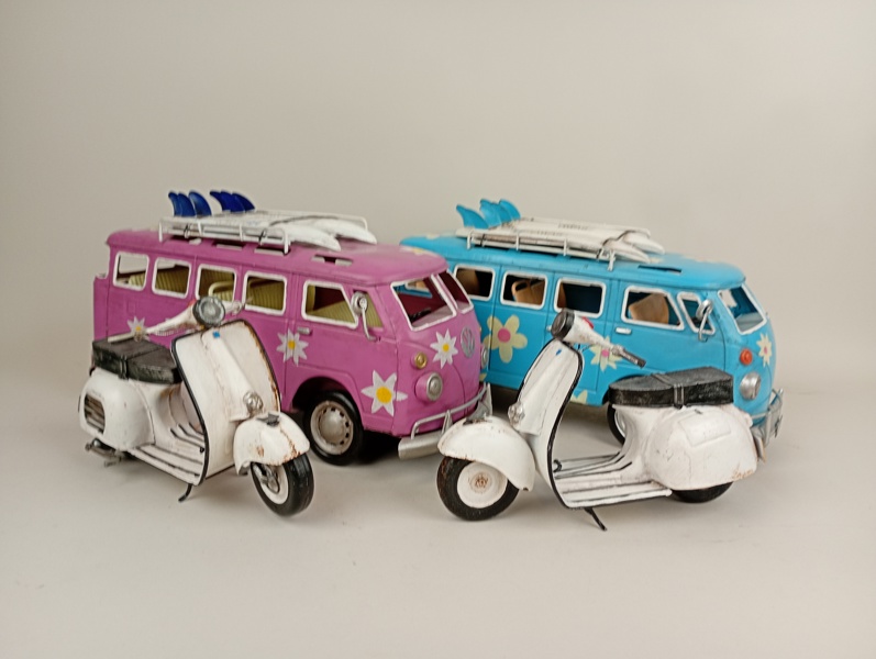 Modellbilar /dekoration 2 st plåt