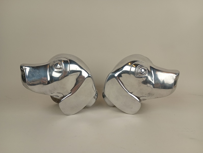 Väggskulpturer 2 st