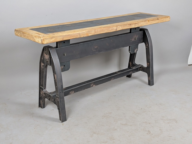 Sidobord, Industriell-stil