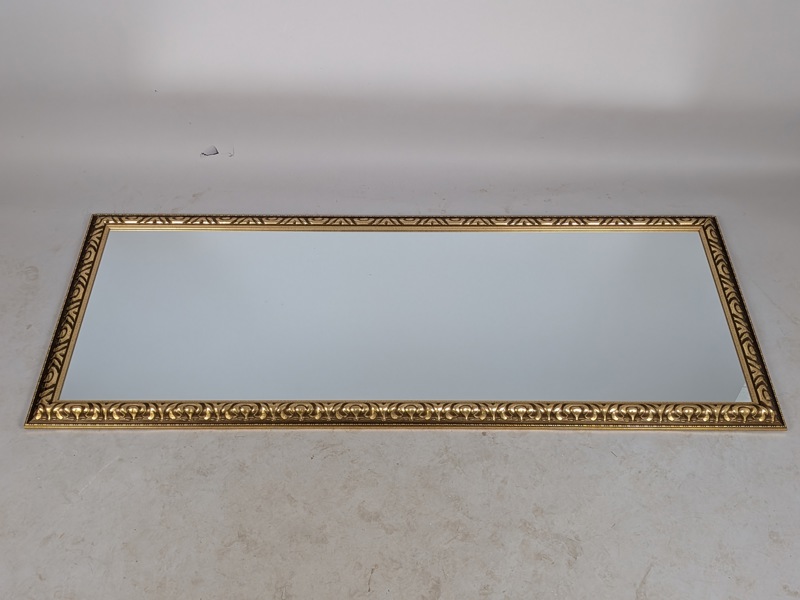 Spegel, förgylld ram