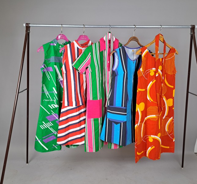 Parti retroklänningar, 5 st