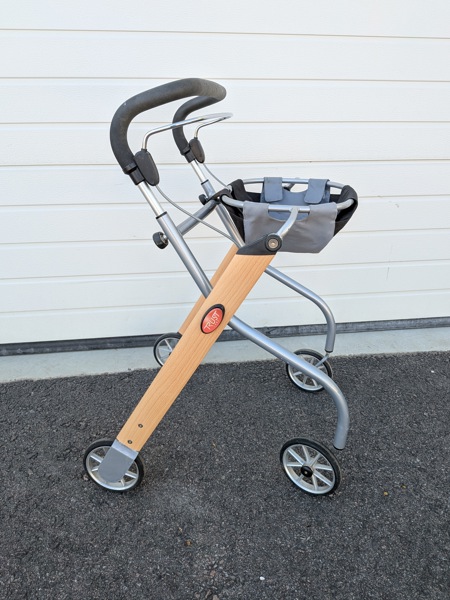 Rullator, Trust Care