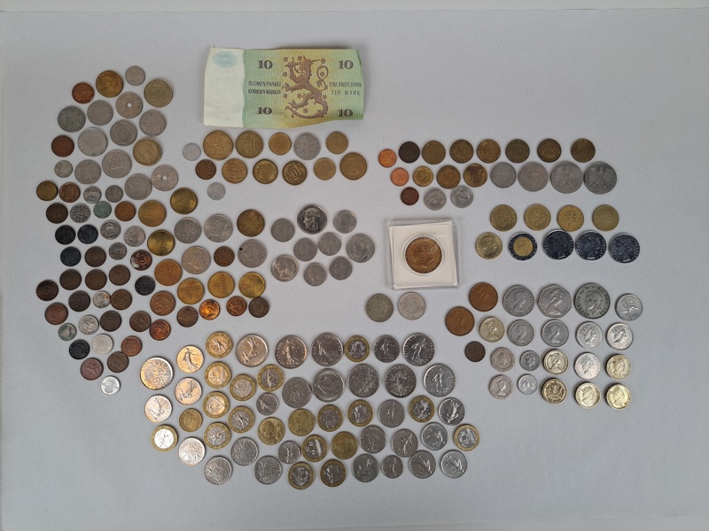 Diverse mynt bl.a. Frankrike