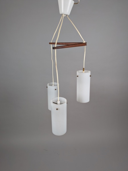 Taklampa, plast & Teak, 1960-tal