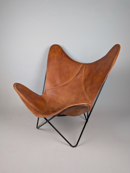 Fladdermusfåtölj/ Butterfly chair, läder