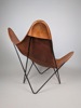 Fladdermusfåtölj/ Butterfly chair, läder