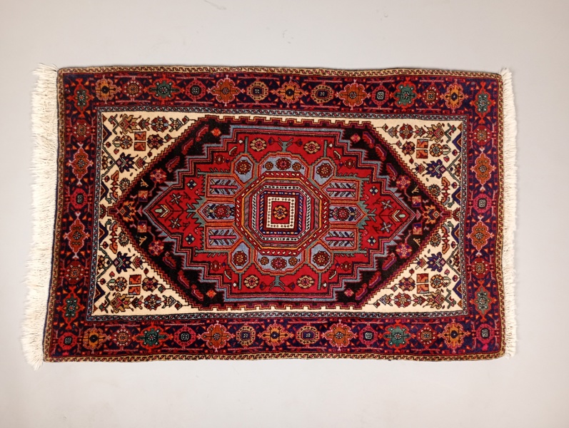Orientalisk matta, handknuten