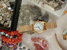Parti bijouterier bl.a. Armbandsur Tissot