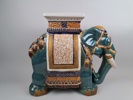 Piedestal, Elefant 
