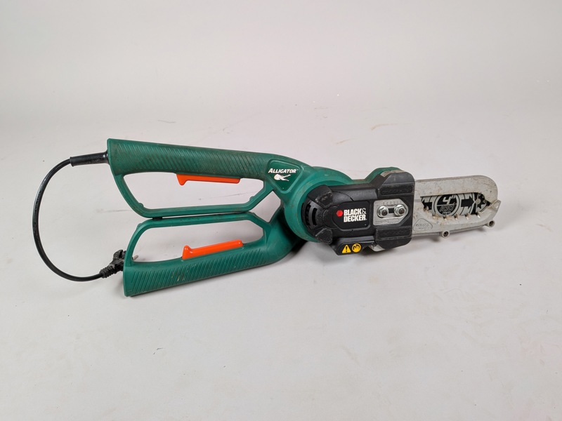 Grenkap, Black & Decker Alligator GK 1000