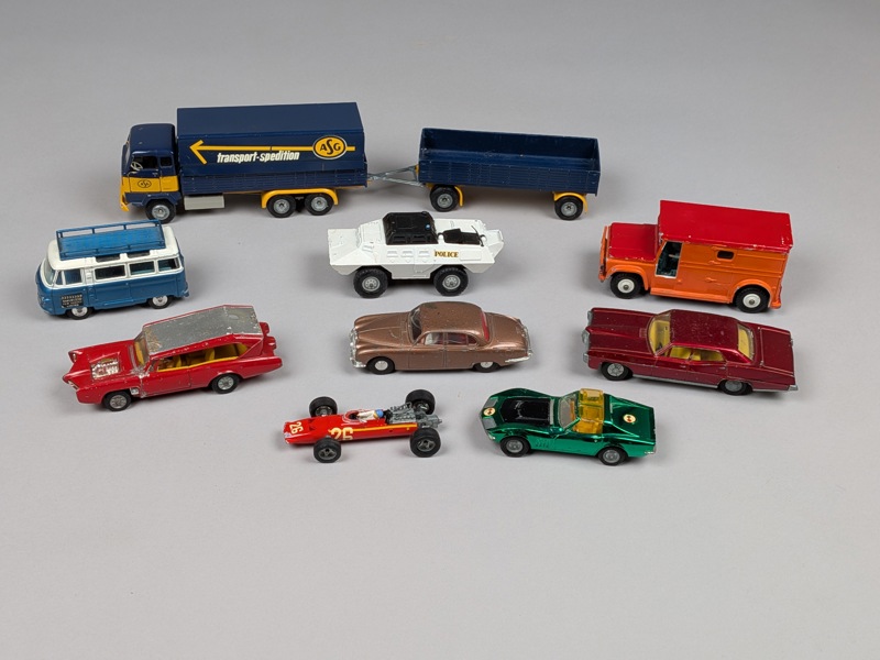 Leksaksbilar, metall bl.a. Tekno, Dinkey Toys m.fl.