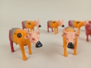 Skulpturer & häften, "Cowparade" Ellen Hanauer