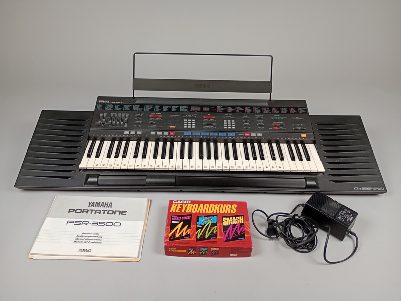 Keyboard, Yamaha PSR-300 m. tillbehör