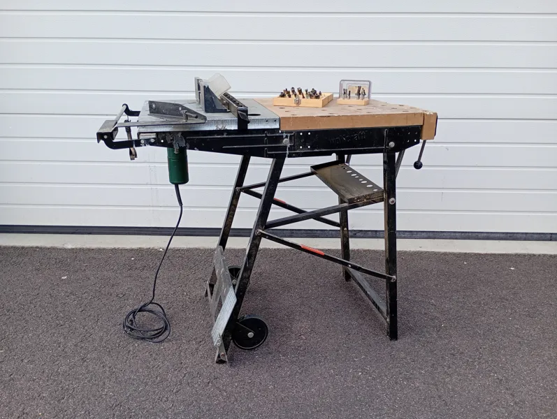 Fräsbord / Handöverfräs Bosch POF 600 ACE