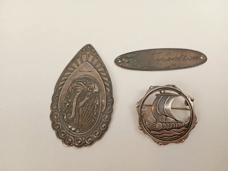 Silverföremål, 3 delar