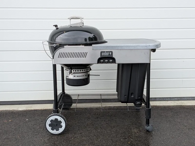 Kolgrill, Weber med bord