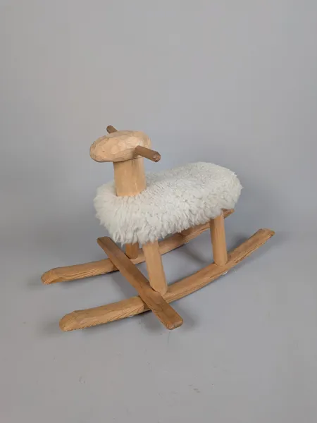Gungfår, trä & fårull