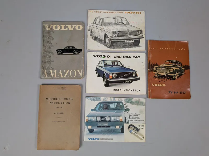 Instruktionsböcker mfl. bl.a. Volvo PV/Amazon