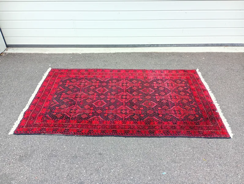 Orientalisk matta, handknuten