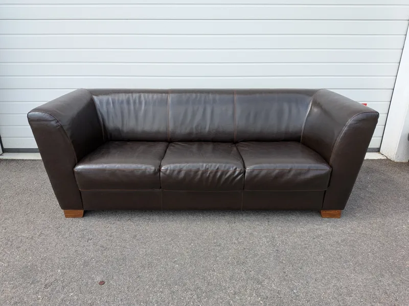 3-sits soffa, Skinn