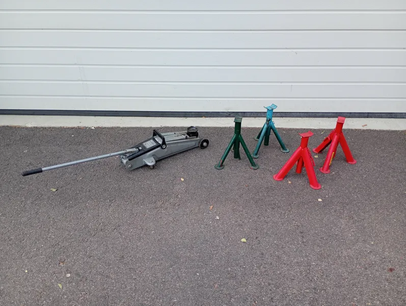 Hydraulisk domkraft & pallbockar
