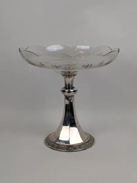 Skål på fot/kakfat, nysilver & glas