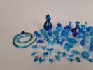 Parti miniatyr figuriner, blått glas