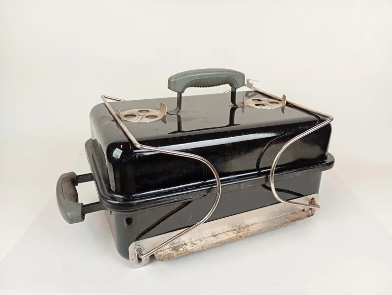Kolgrill, "Go Anywhere" Weber