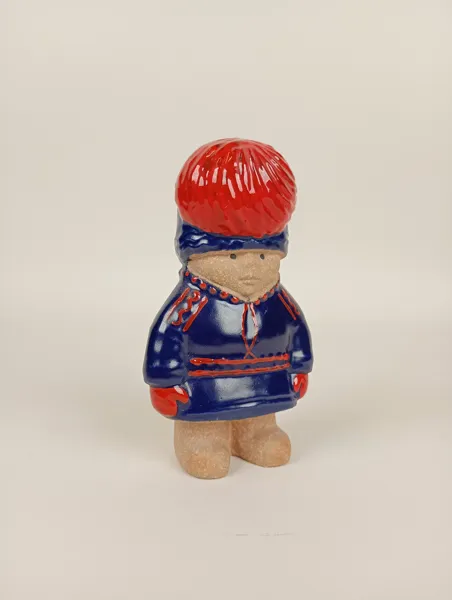 Figurin, "Nils" Lisa Larson ur serien Alla Världens Barn, Gustavsberg