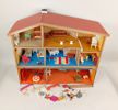 Dockhus med inredning, Lundby
