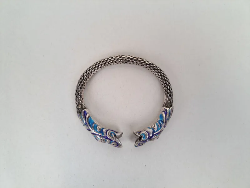 Silverarmband, Drakar