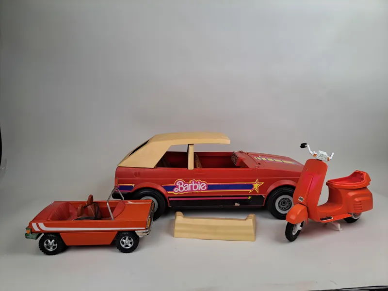 Leksaker bl.a. Barbie