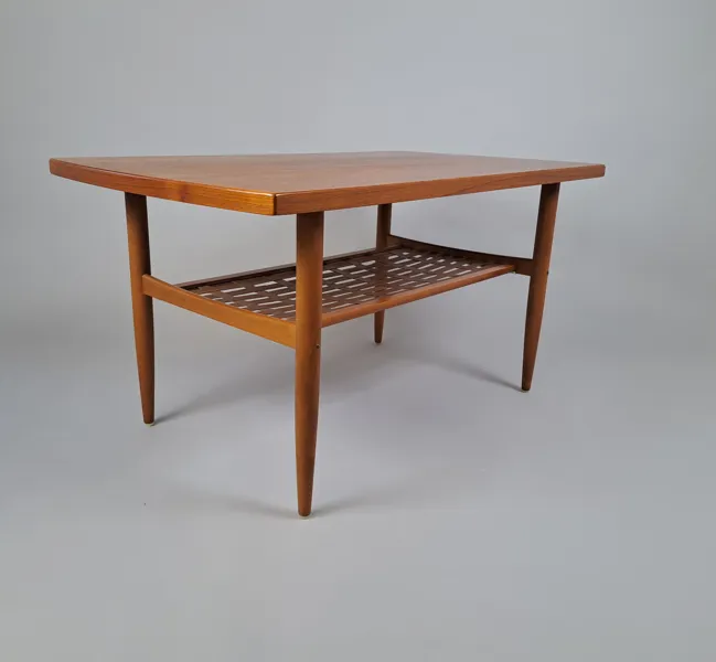 Soffbord, Alberts Tibro teak med hylla