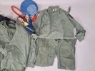 Parti militärt bl.a. paradkostym, FN m.fl.