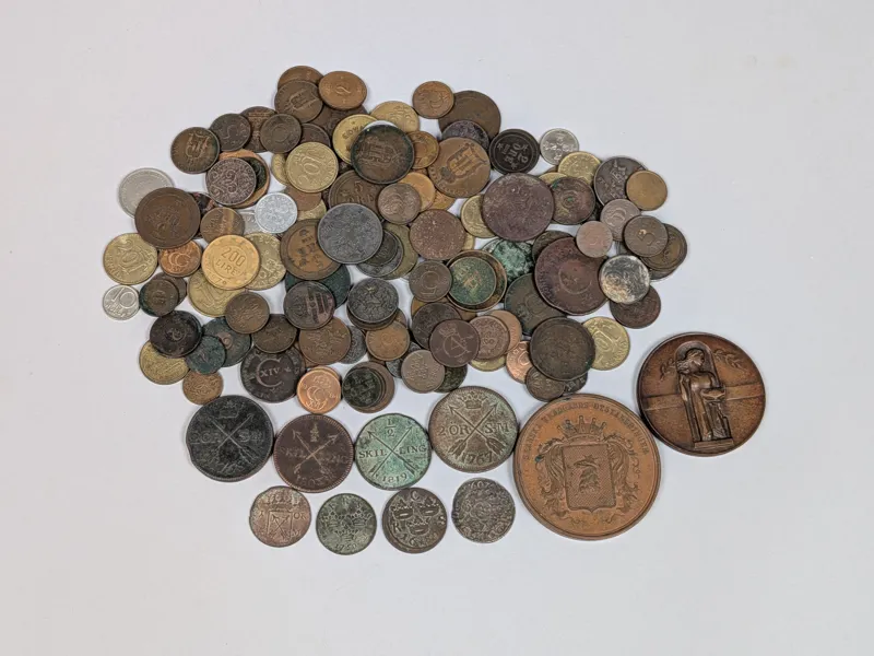 Diverse mynt & medaljer bl.a. 1607