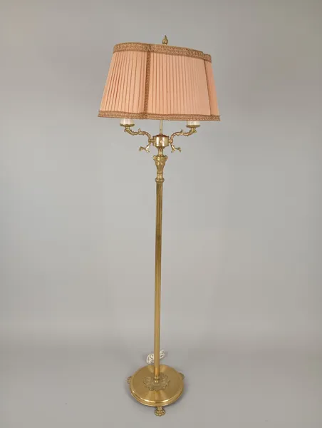 Golvlampa, 2-armad